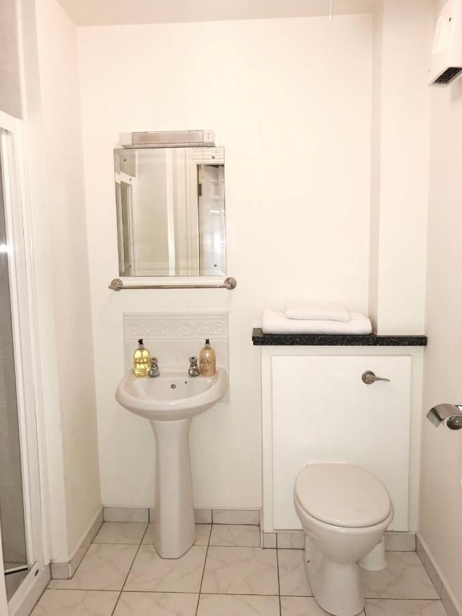 Kings Court Holiday Apartments Tralee Extérieur photo